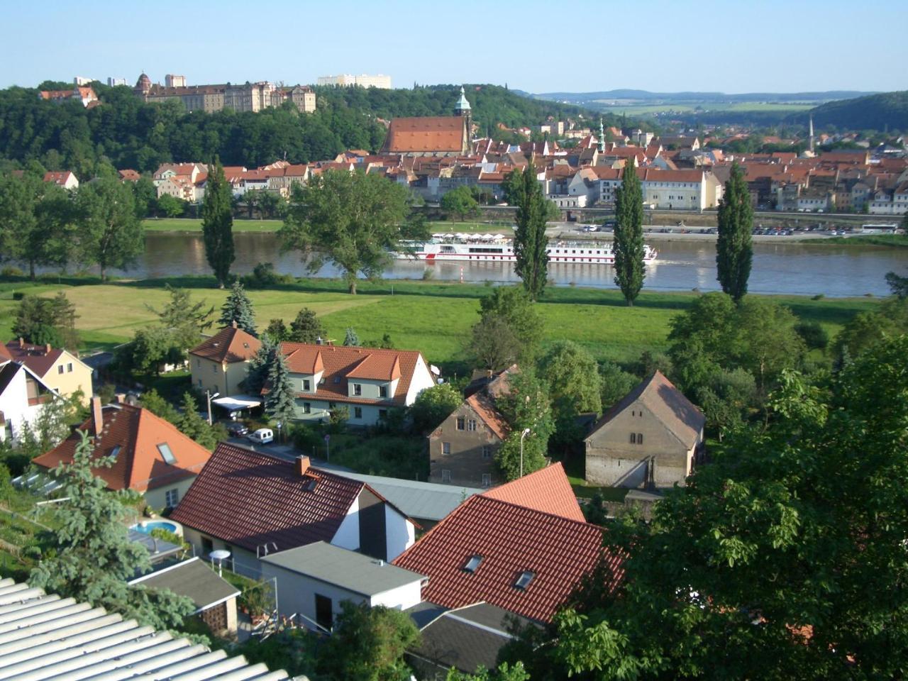 Schoene Hoehe Пірна Екстер'єр фото